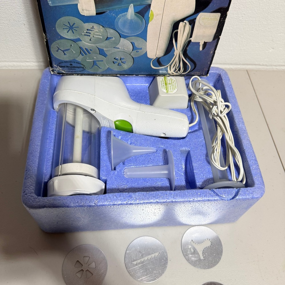 Vintage Wear-Ever Super Shooter Electric Cookie Canape Candy Maker 70001 - Picture 3 of 16